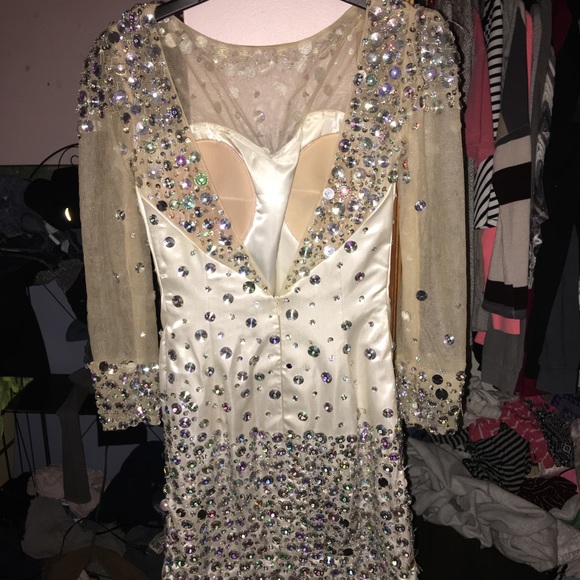 short party dress - Picture 2 of 2